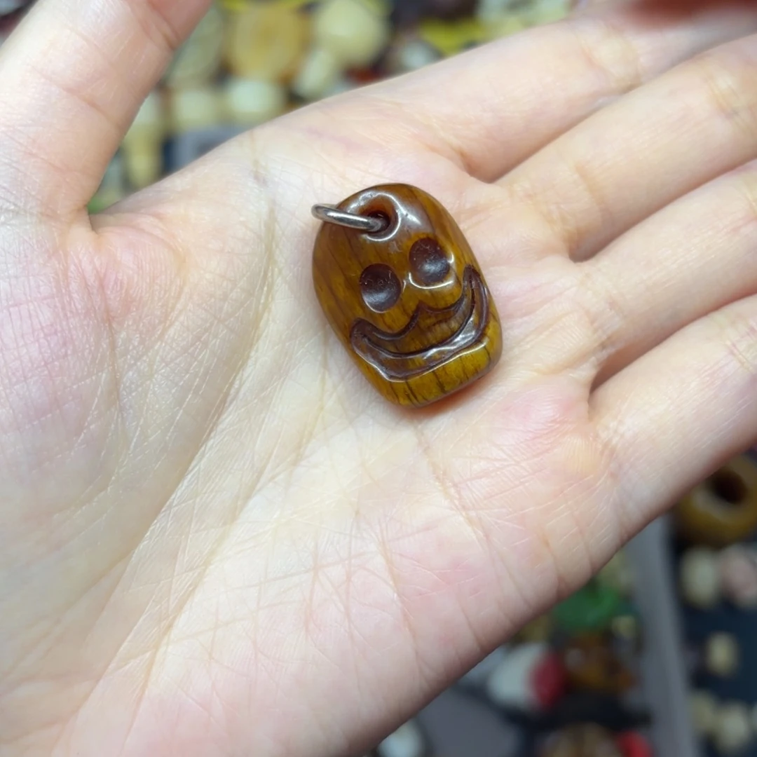 配饰和其他饰物一样具有独特