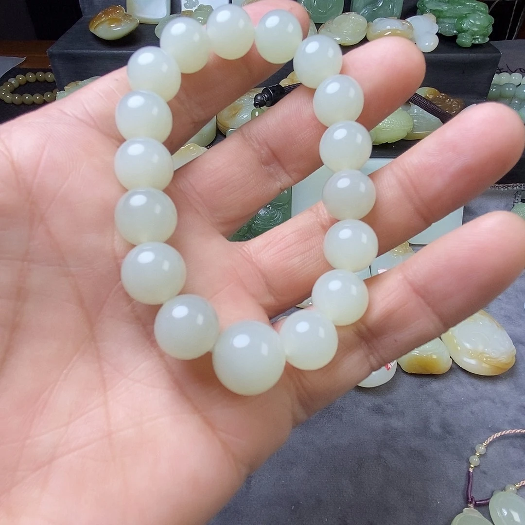 和田玉未镶嵌手串