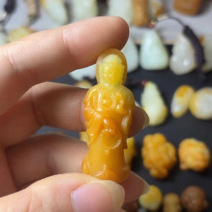 和田玉未镶嵌颈饰