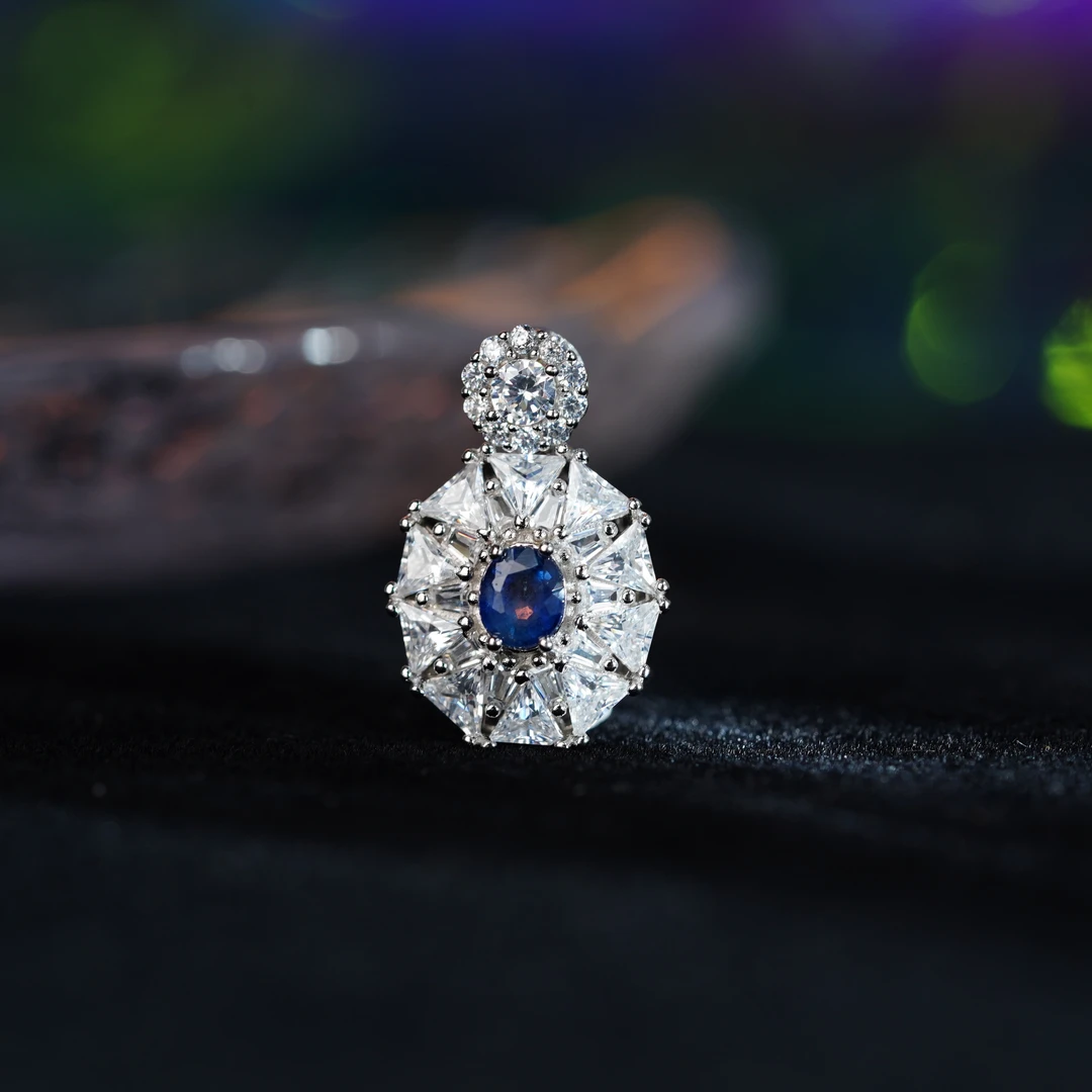 【小北好物】S925银蓝宝石吊坠约3*4mm带链【多样性发一】QH252X25