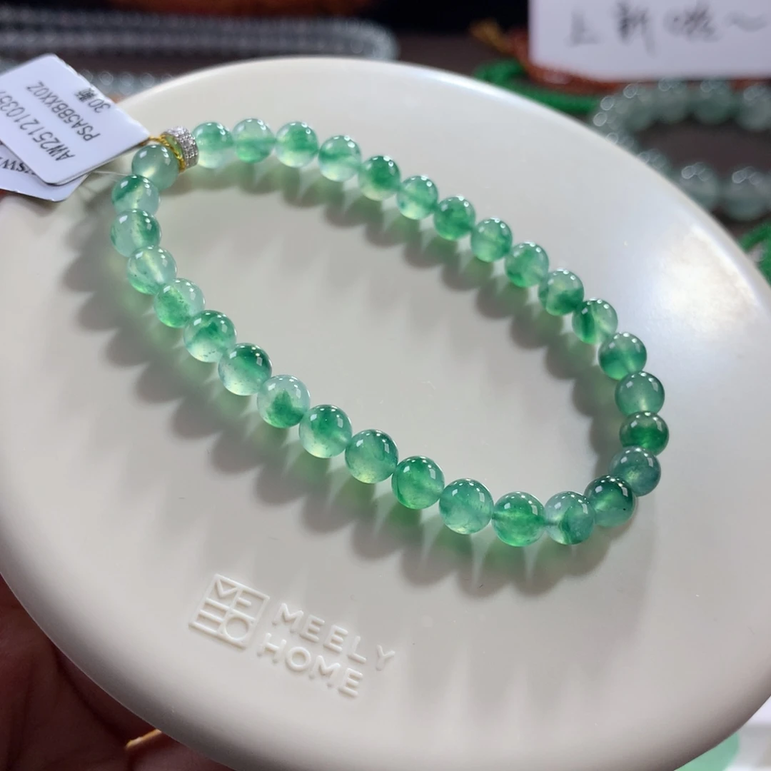 翡翠未镶嵌手链绿野仙踪•高冰绿飘花手串 卡5.9