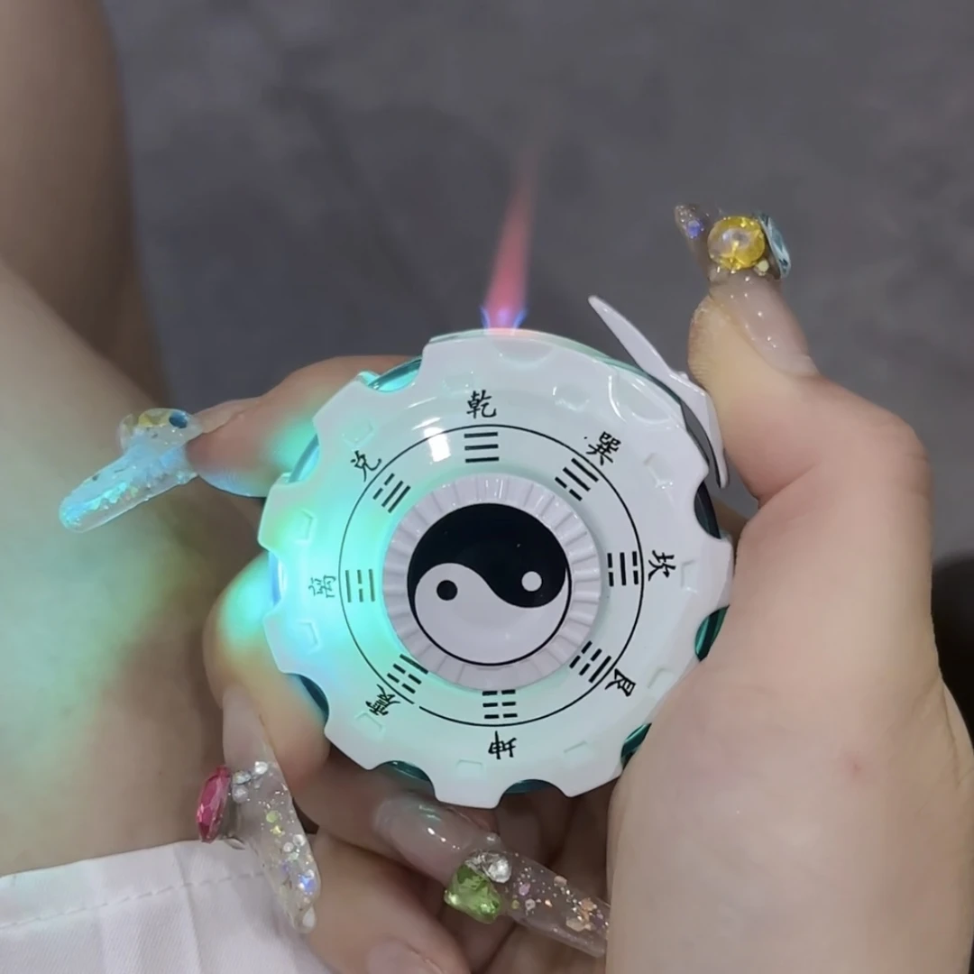 网红创意指尖陀螺防风打火机七彩闪光发光潮玩麻将炫酷高档送男友