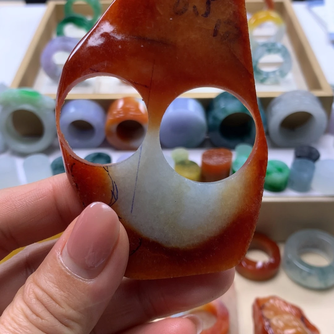 胡***刻定制翡翠未镶嵌翡翠