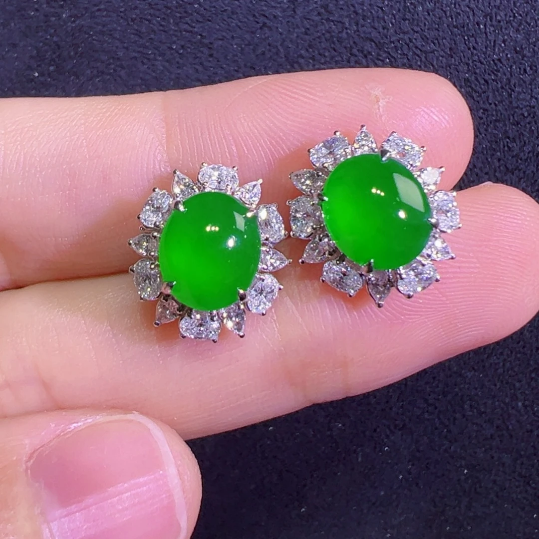 翡翠18K金镶嵌耳饰耳钉