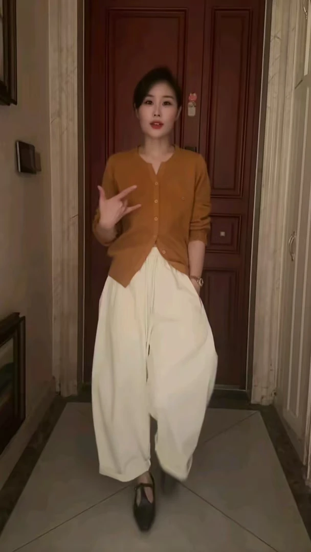 Miss Huo 气球裤 B 杏色 713