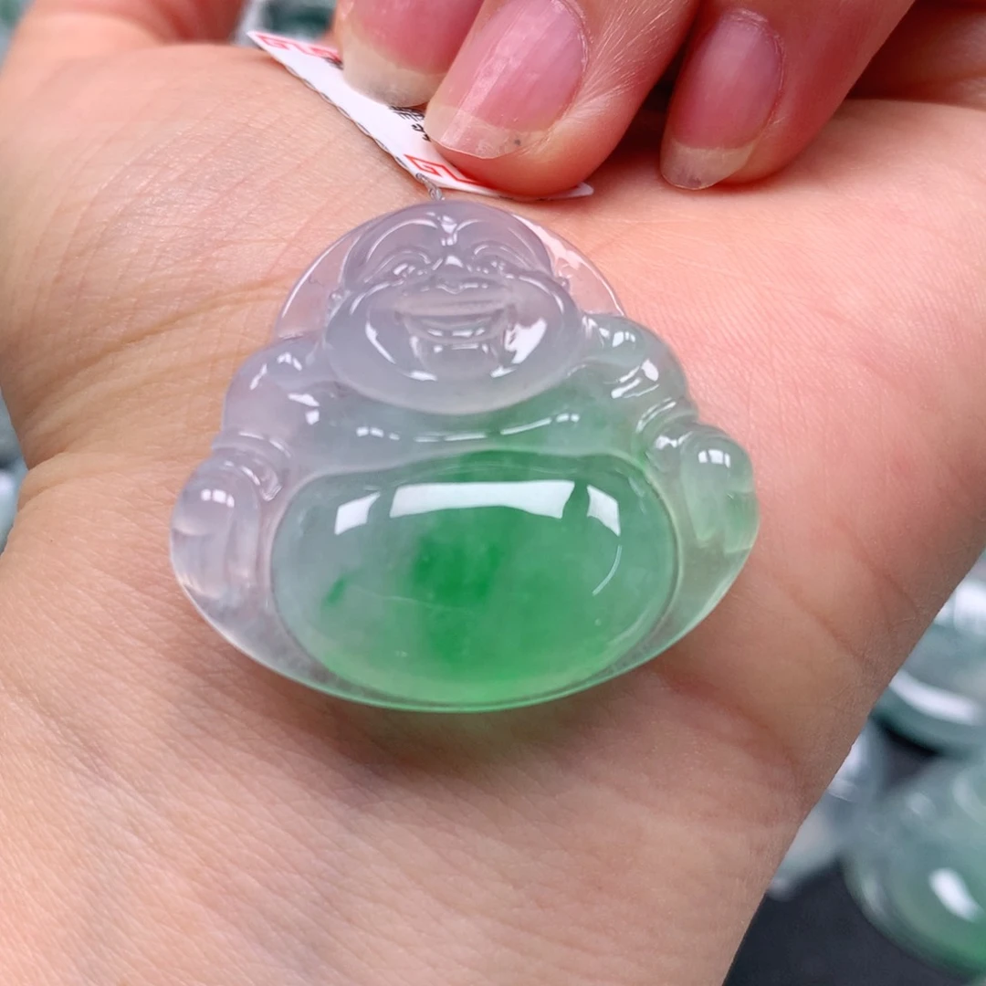 翡翠未镶嵌颈饰一****姐天然翡翠