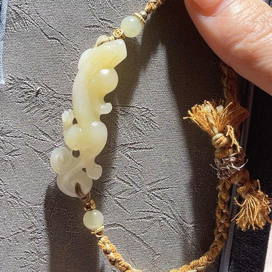 曼***哥和田玉未镶嵌手链