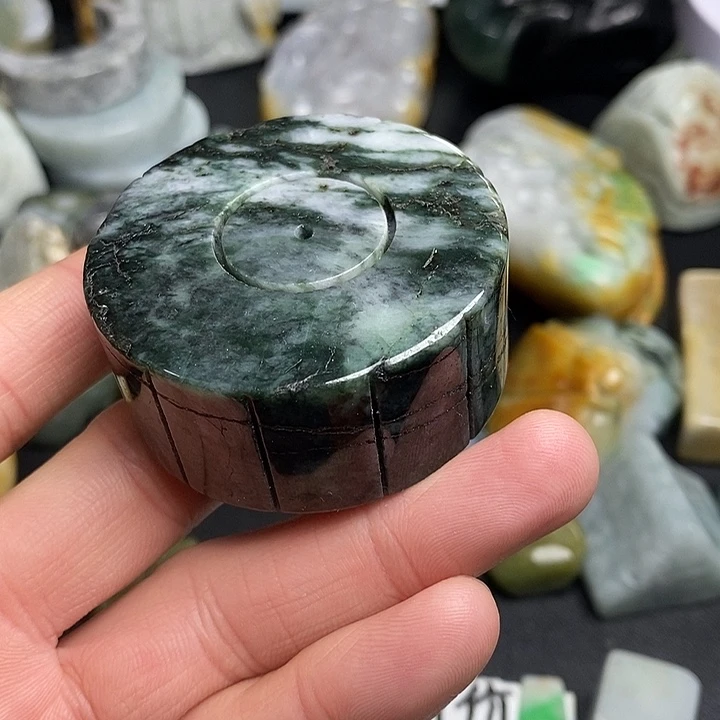 翡翠未镶嵌颈饰天然翡翠5