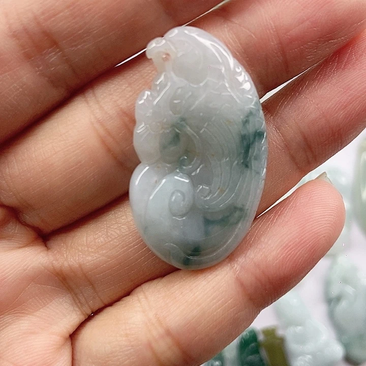 颈饰未镶嵌翡翠天然翡翠