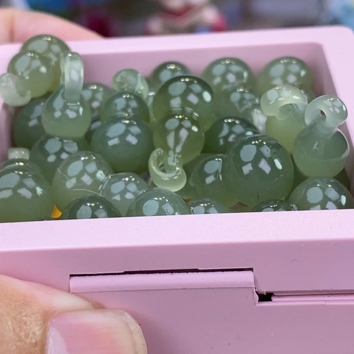 和田玉未镶嵌颈饰多样性发货一个