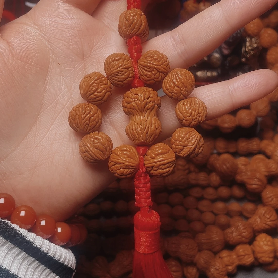 桃核手串龙纹桃枭