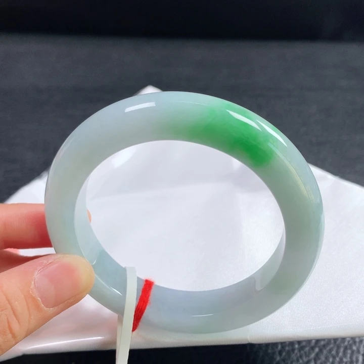 翡翠未镶嵌手镯58圈