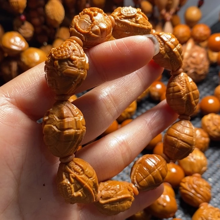 吊坠橄榄核富甲天下