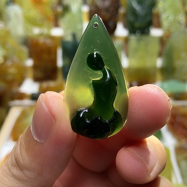 蛇纹石玉未镶嵌珠宝半成品