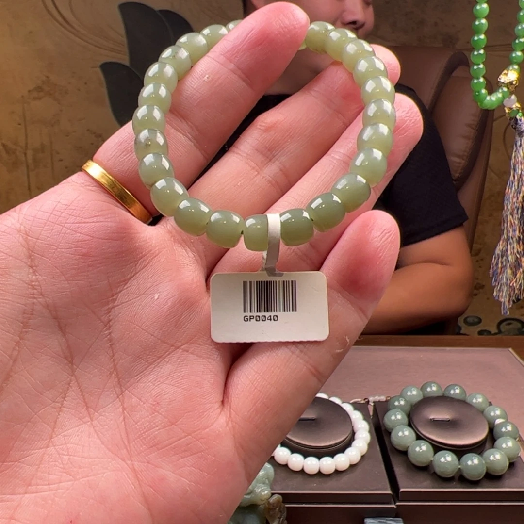 和田玉未镶嵌吊坠(不含链)