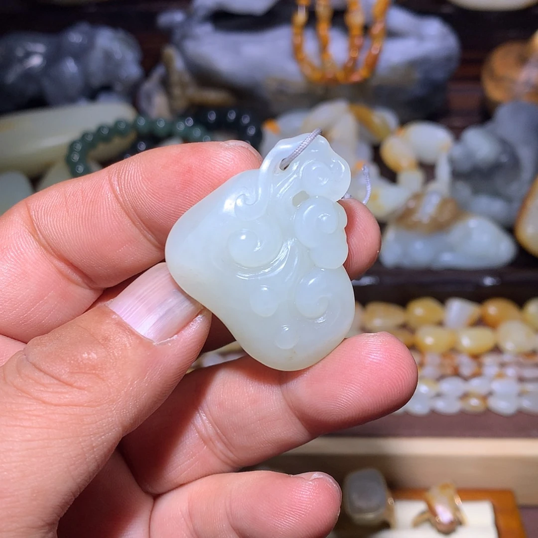 【闪购商品】和田玉挂件未镶嵌如意