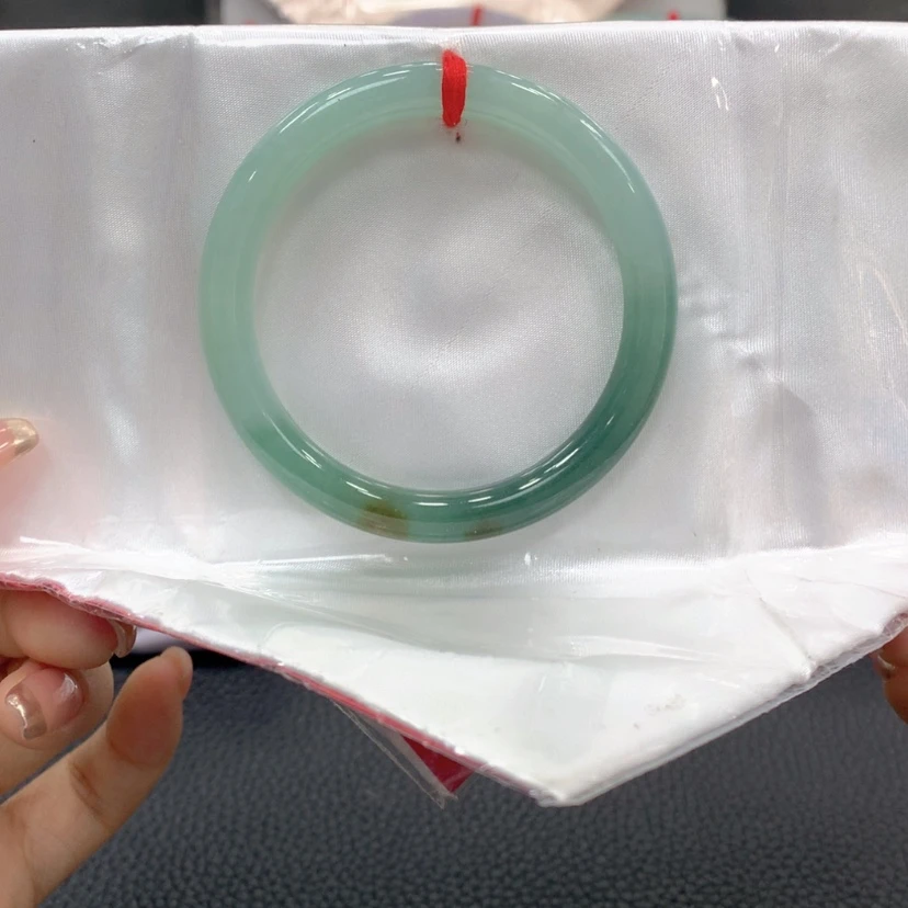 【闪购商品】翡翠手镯未镶嵌翡翠