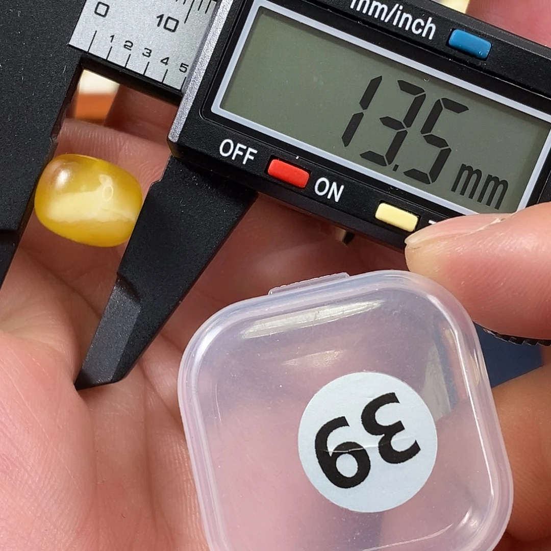 琥珀裸石未镶嵌微瑕