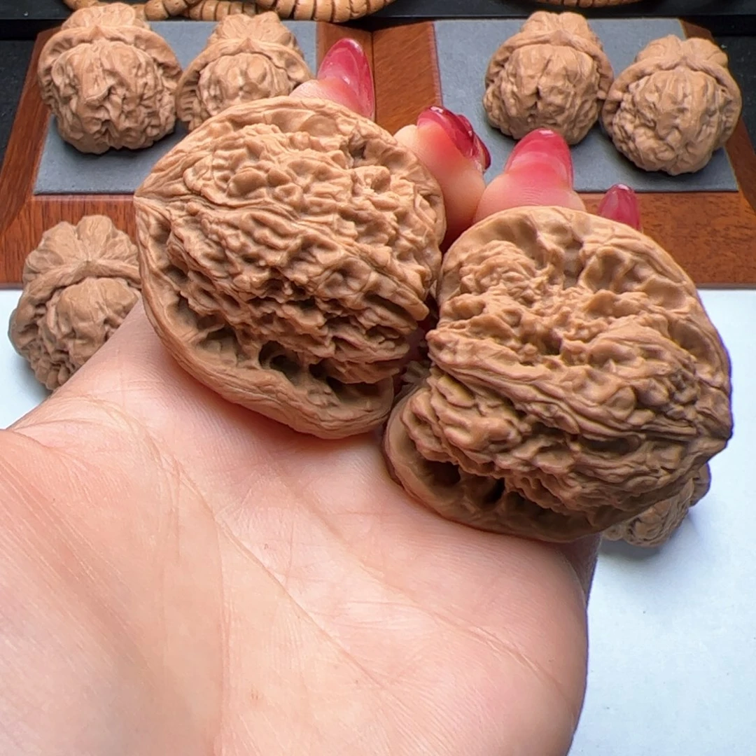 文玩核桃把件狮****玩南疆40