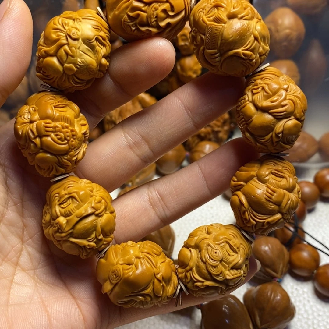 无***谓吊坠橄榄核八方财神