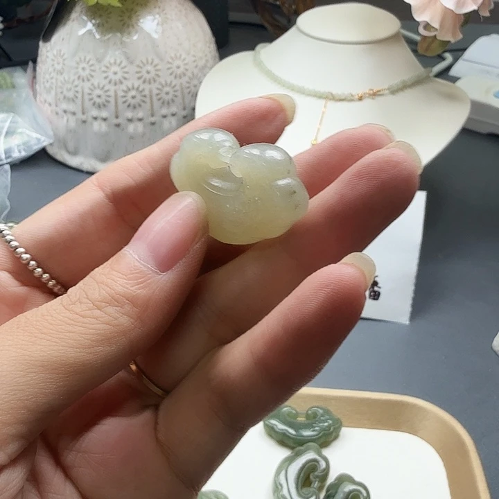 颈饰未镶嵌和田玉65