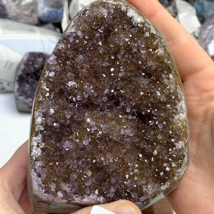 紫晶大型摆件（非配饰）未镶嵌