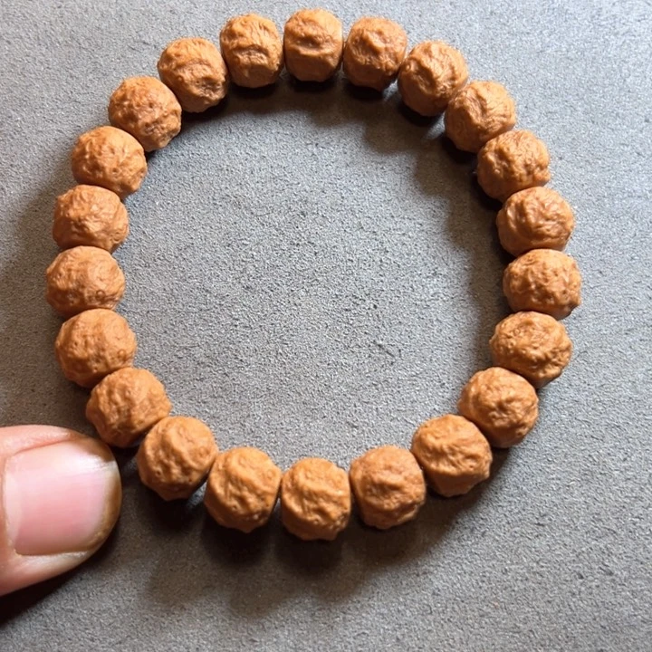 猴头核桃手串龙蛇之变