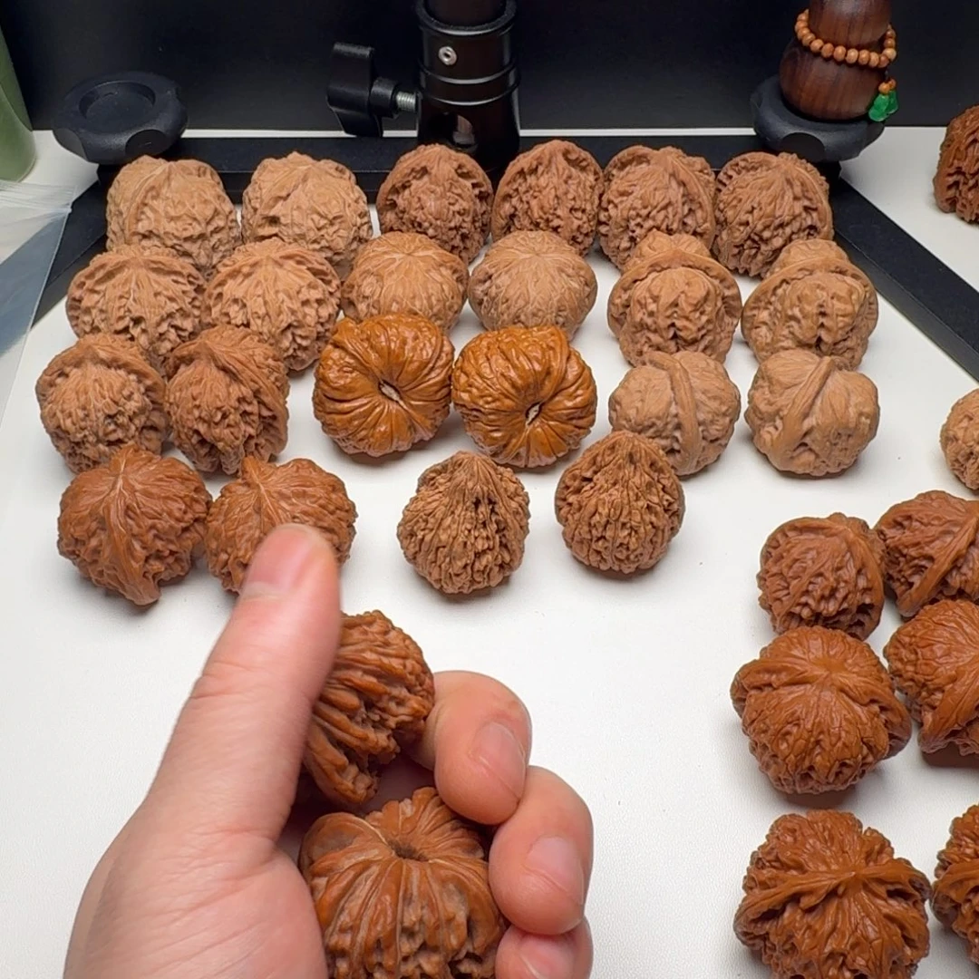 L****核桃把件41 四座楼