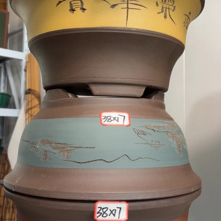 紫砂花盆100-3。