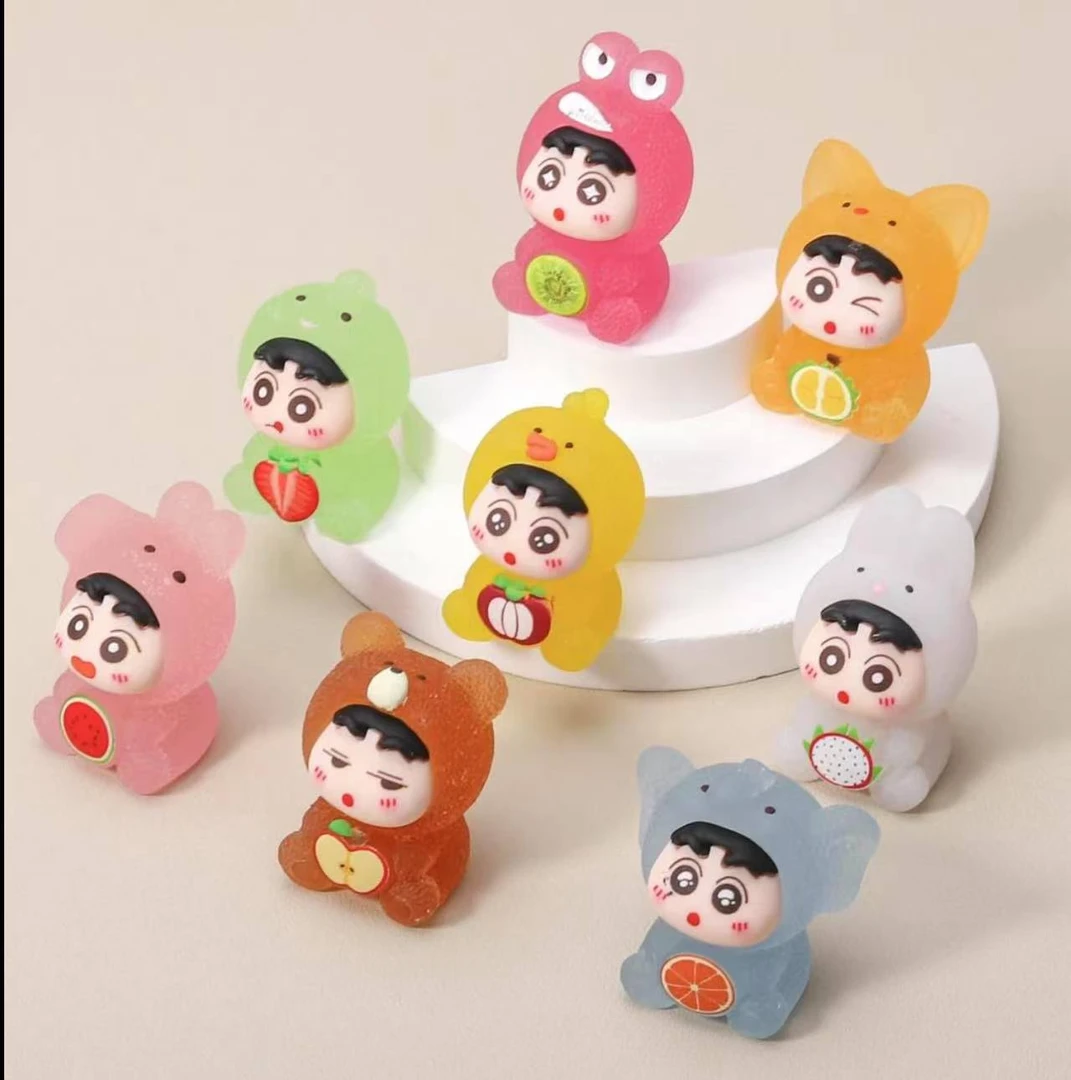 【嘻哈潮玩】夜光动物小新系列树脂摆件开火车