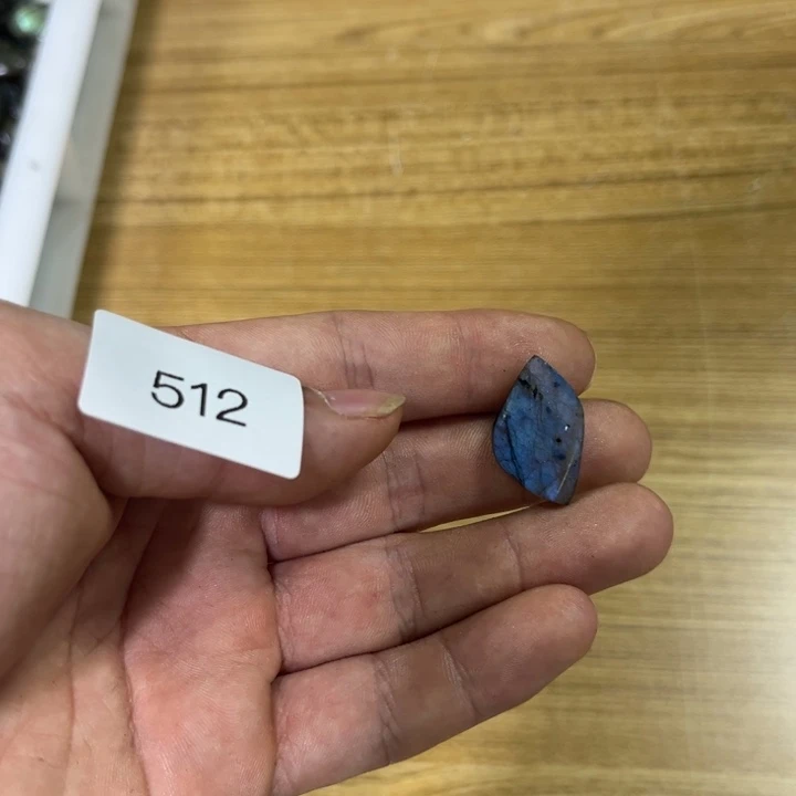 未镶嵌水晶大型摆件（非配饰）凡*