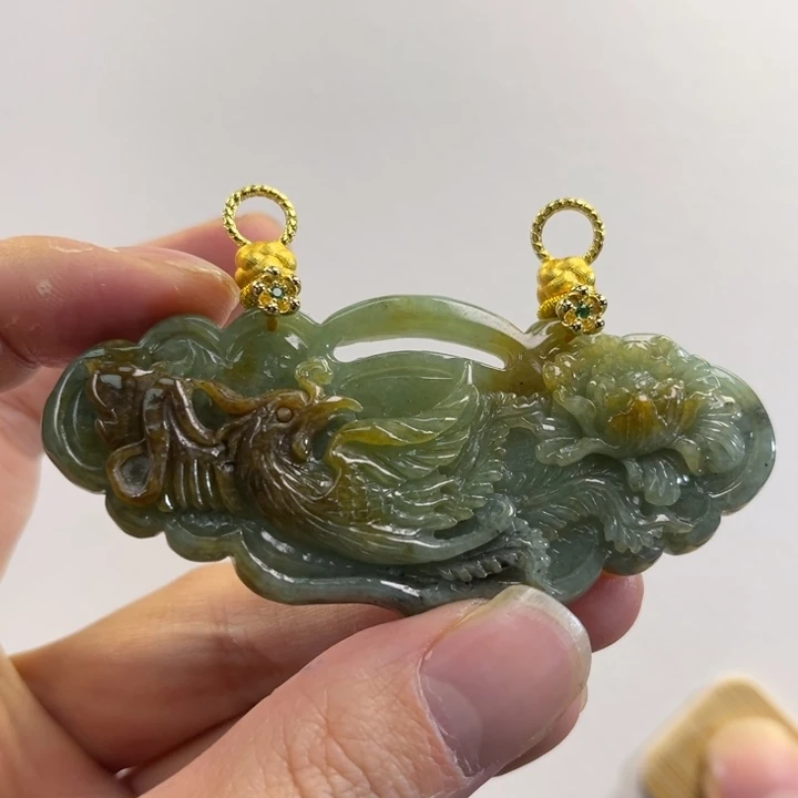翡翠吊坠(赠链)未镶嵌代编织