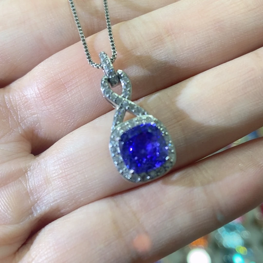 66锆石（处理）吊坠