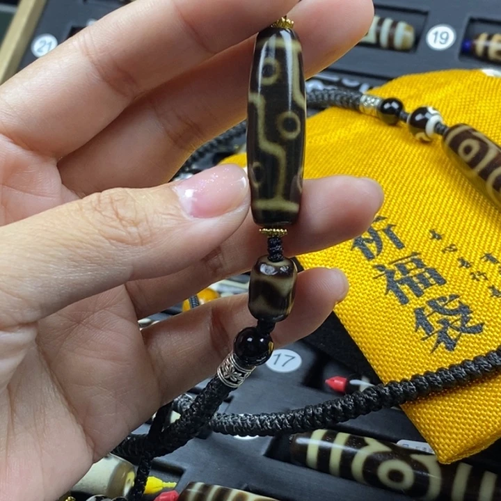 未镶嵌颈饰玛瑙/玉髓（覆膜）