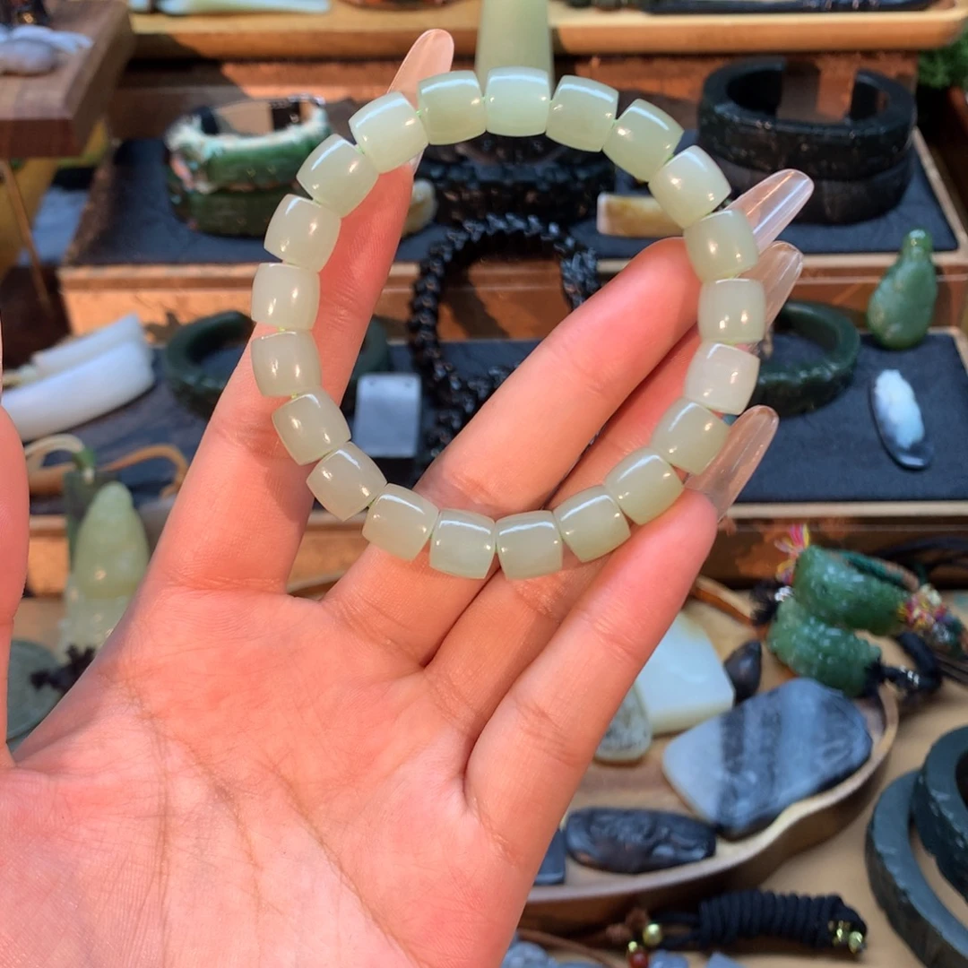 和田玉（糖玉）未镶嵌挂件