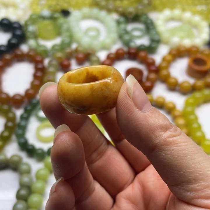 蛇纹石玉戒指未镶嵌明****福