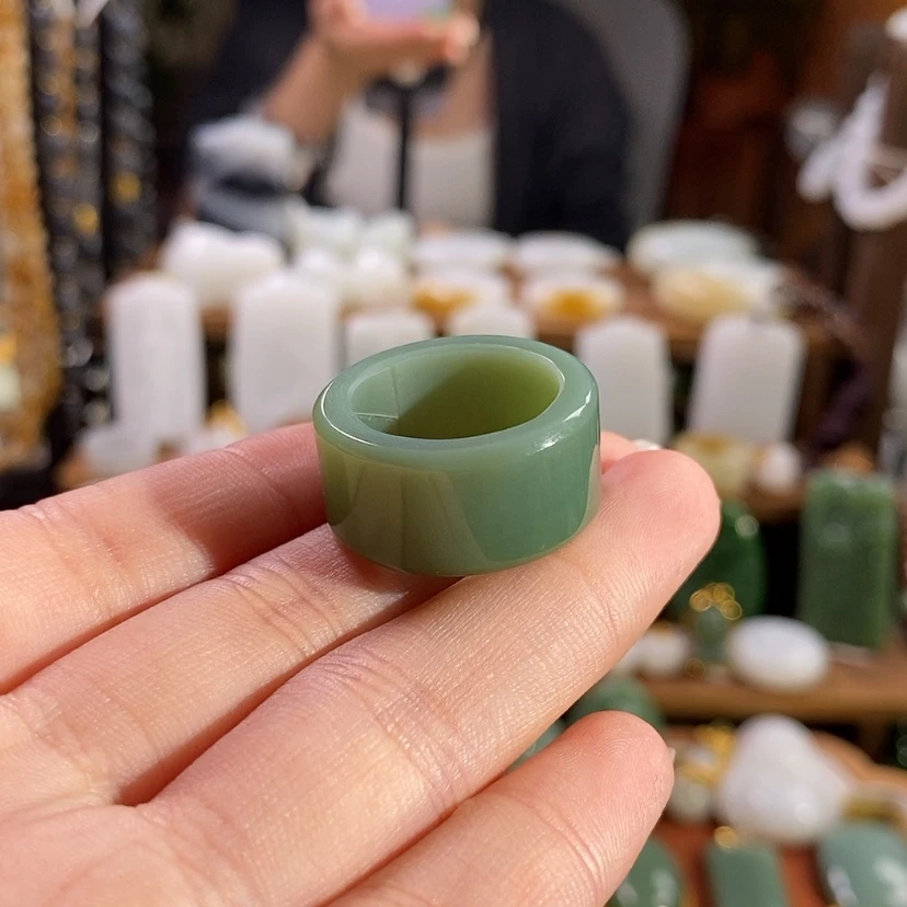 【闪购商品】吊坠(不含链)未镶嵌和田玉戒指16圈口