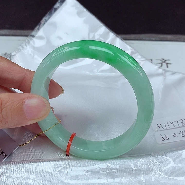 翡翠未镶嵌手镯55圈4781