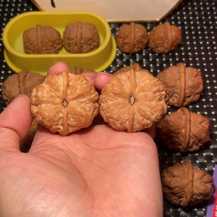 语***秋文玩核桃把件八腿