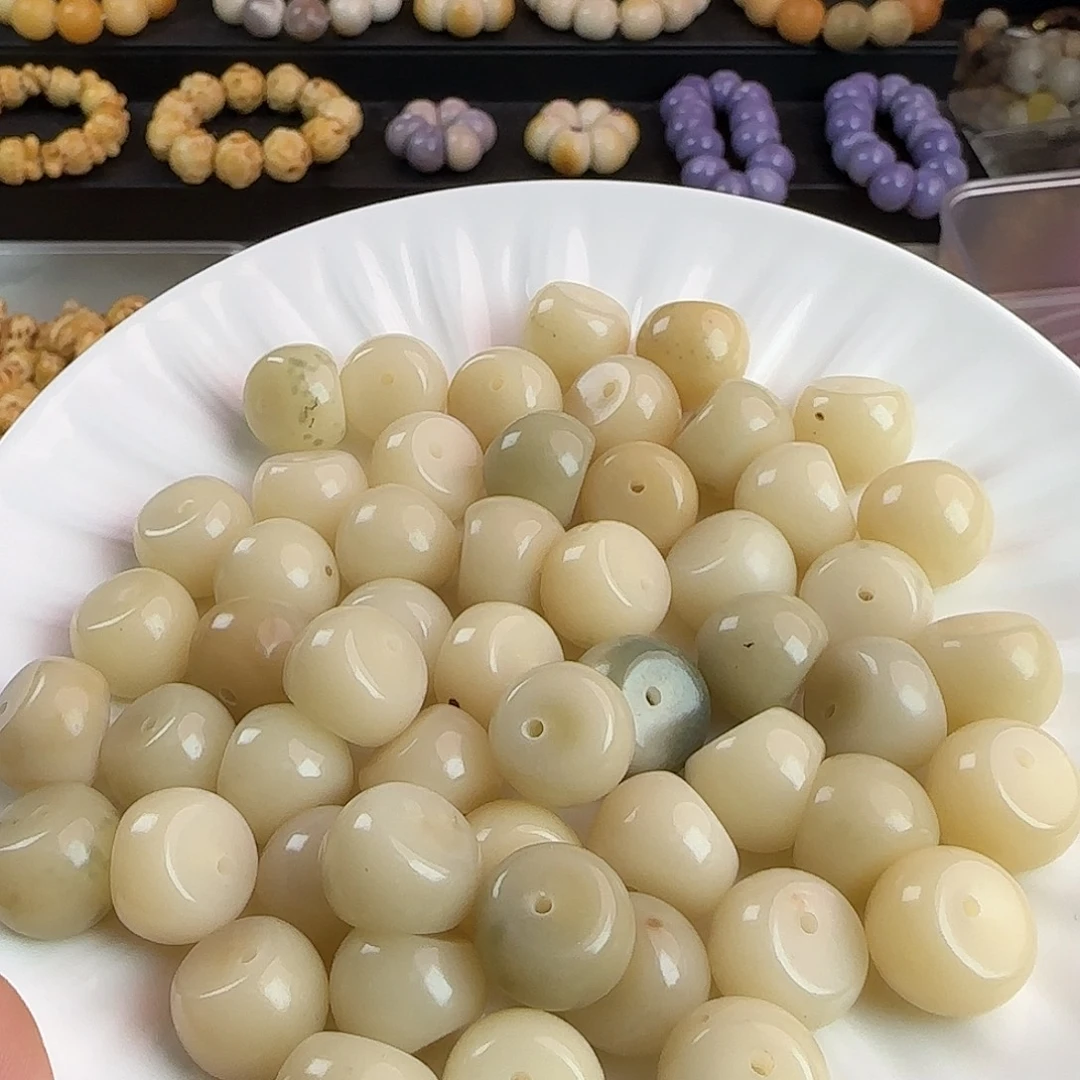 手串菩提根/象牙果微瑕疵卡14奶油胖蒜瓣30颗