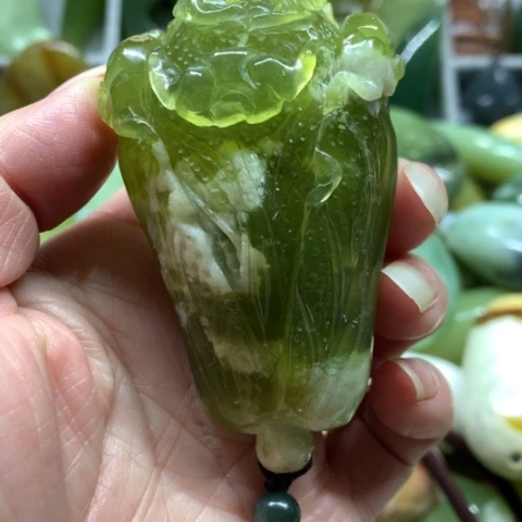 蛇纹石玉未镶嵌手把件