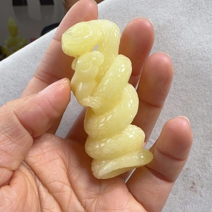 蜜蜡珠宝奇石未镶嵌