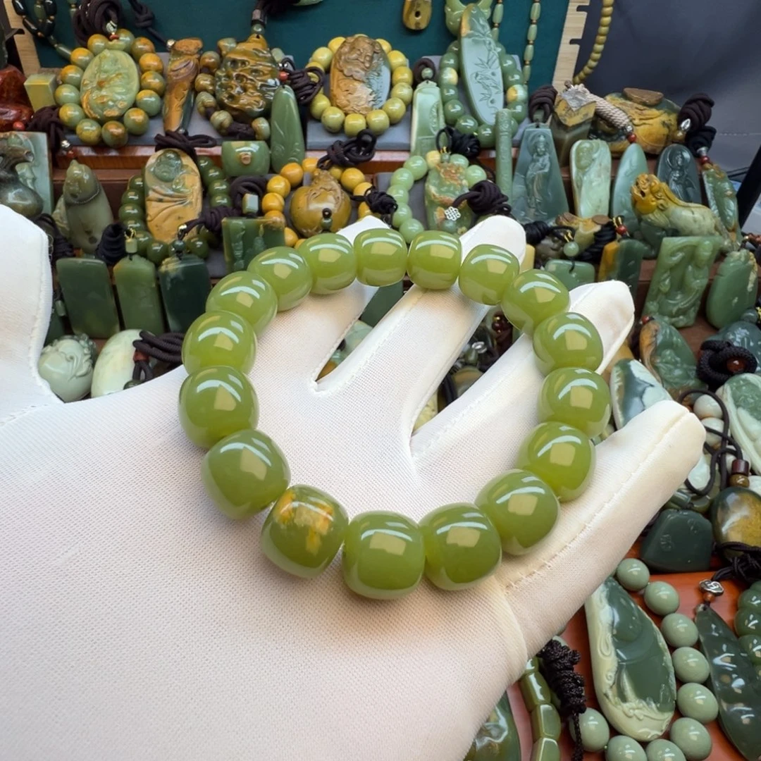 文***堂岫岩河磨玉（透闪石质玉）未镶嵌手链