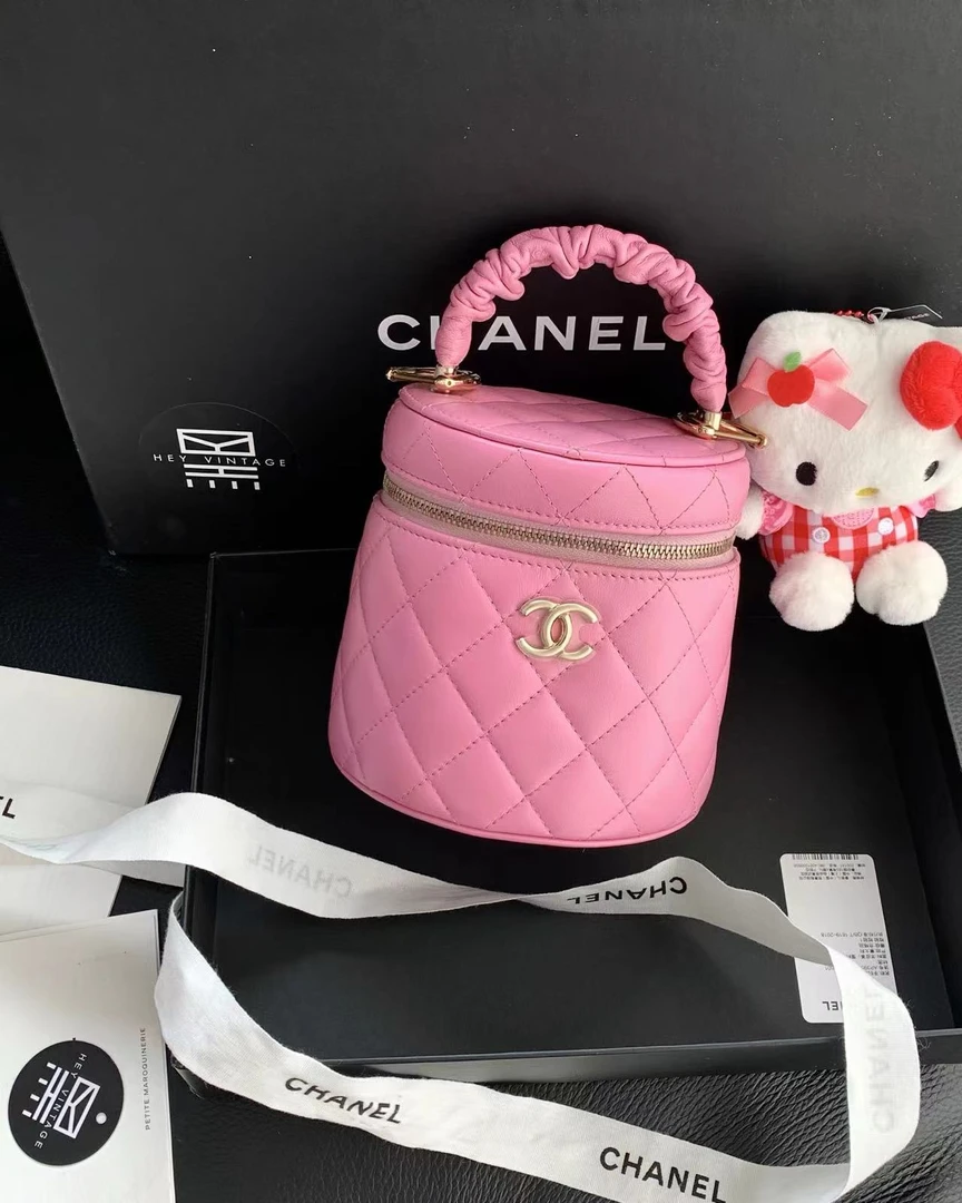 95新 Chanel/香奈儿 粉金肥肠小水桶 13cm 17100228