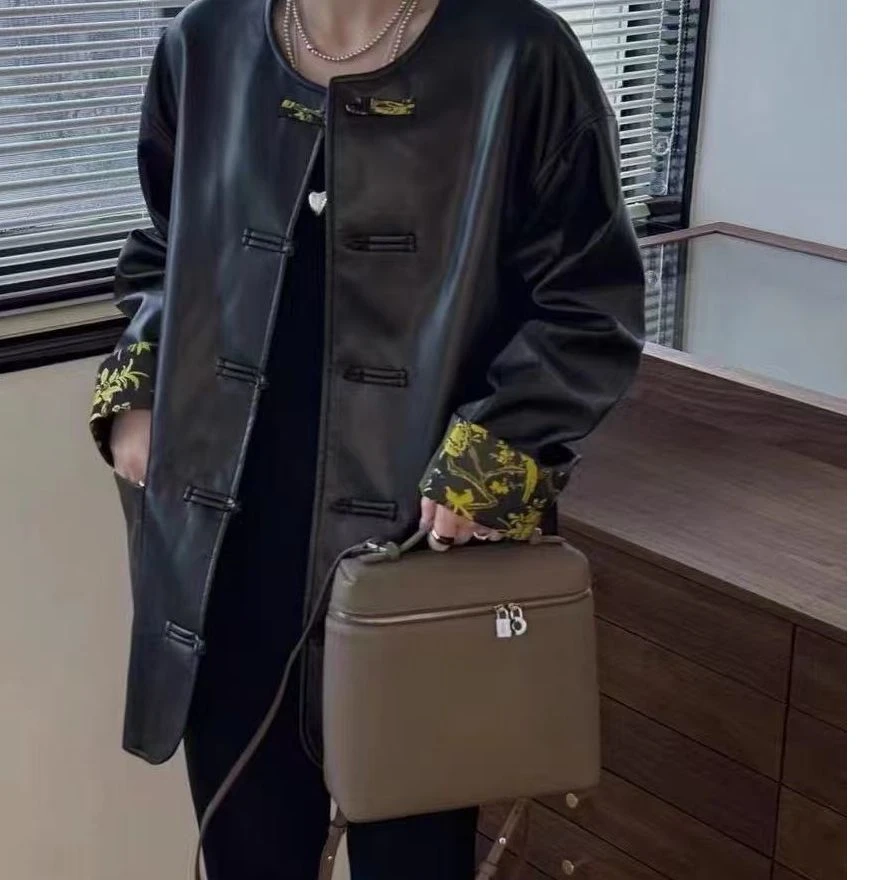 黄花袖口扣盘口皮衣24097黑色