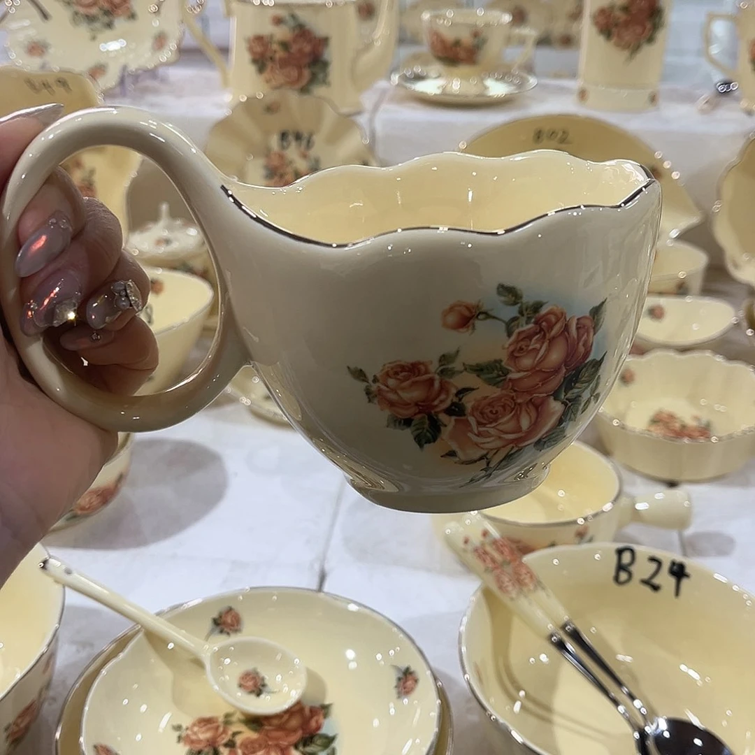 陶瓷………………………………