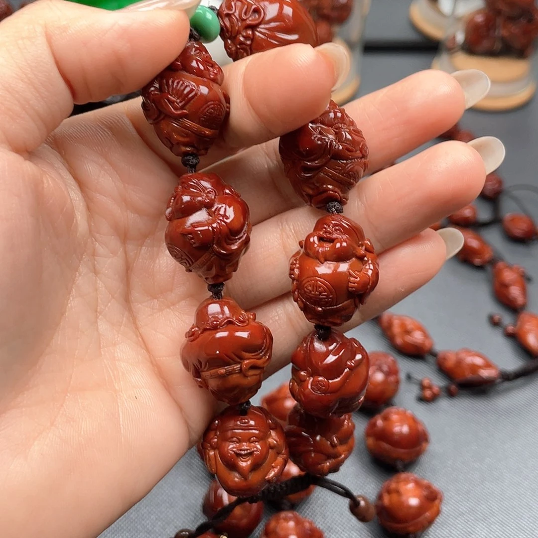 一***顺手串橄榄核财神手串