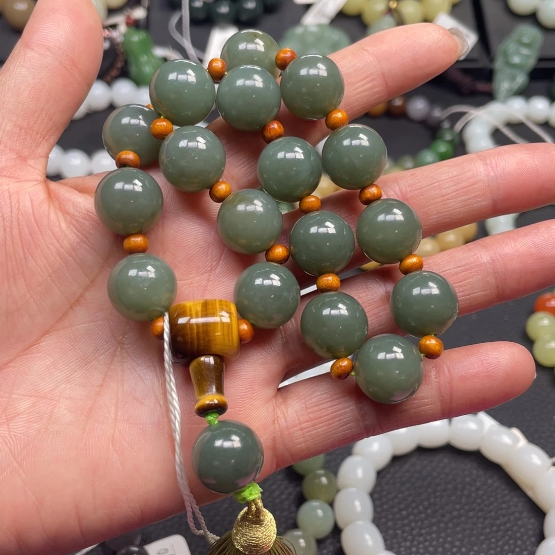 和田玉未镶嵌手链