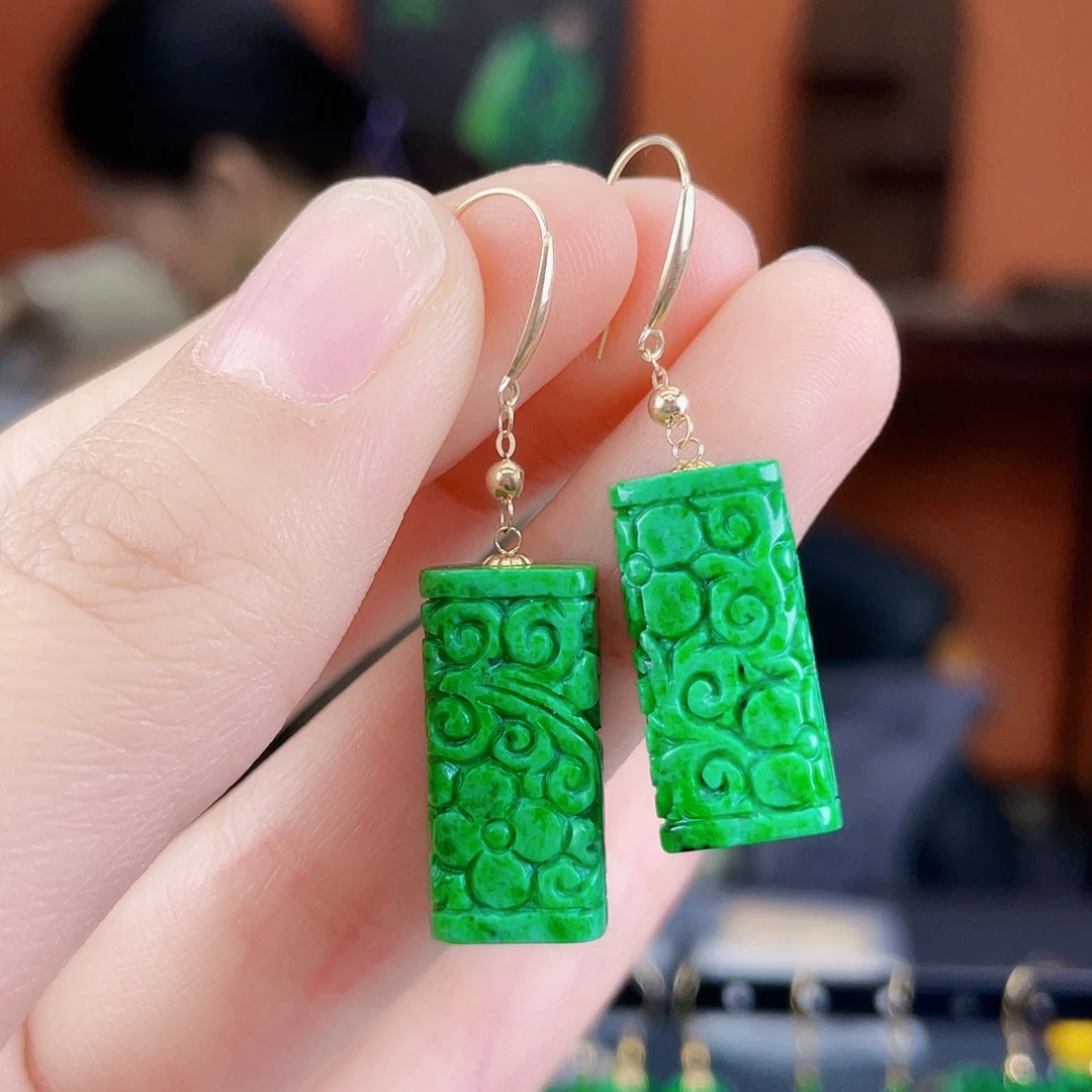 翡翠18K金镶嵌耳饰