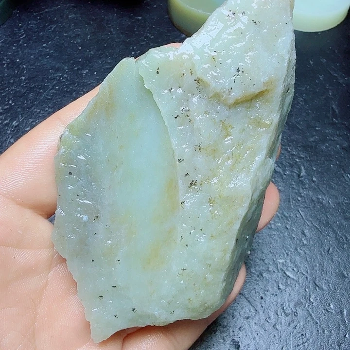 未镶嵌和田玉（糖玉）珠宝奇石